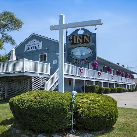 Inn Between The Beaches & Villager Йорк Екстериор снимка
