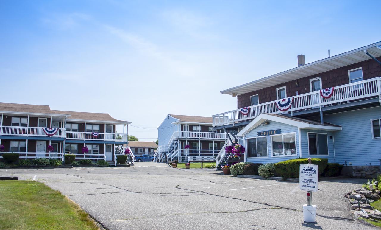 Inn Between The Beaches & Villager Йорк Екстериор снимка